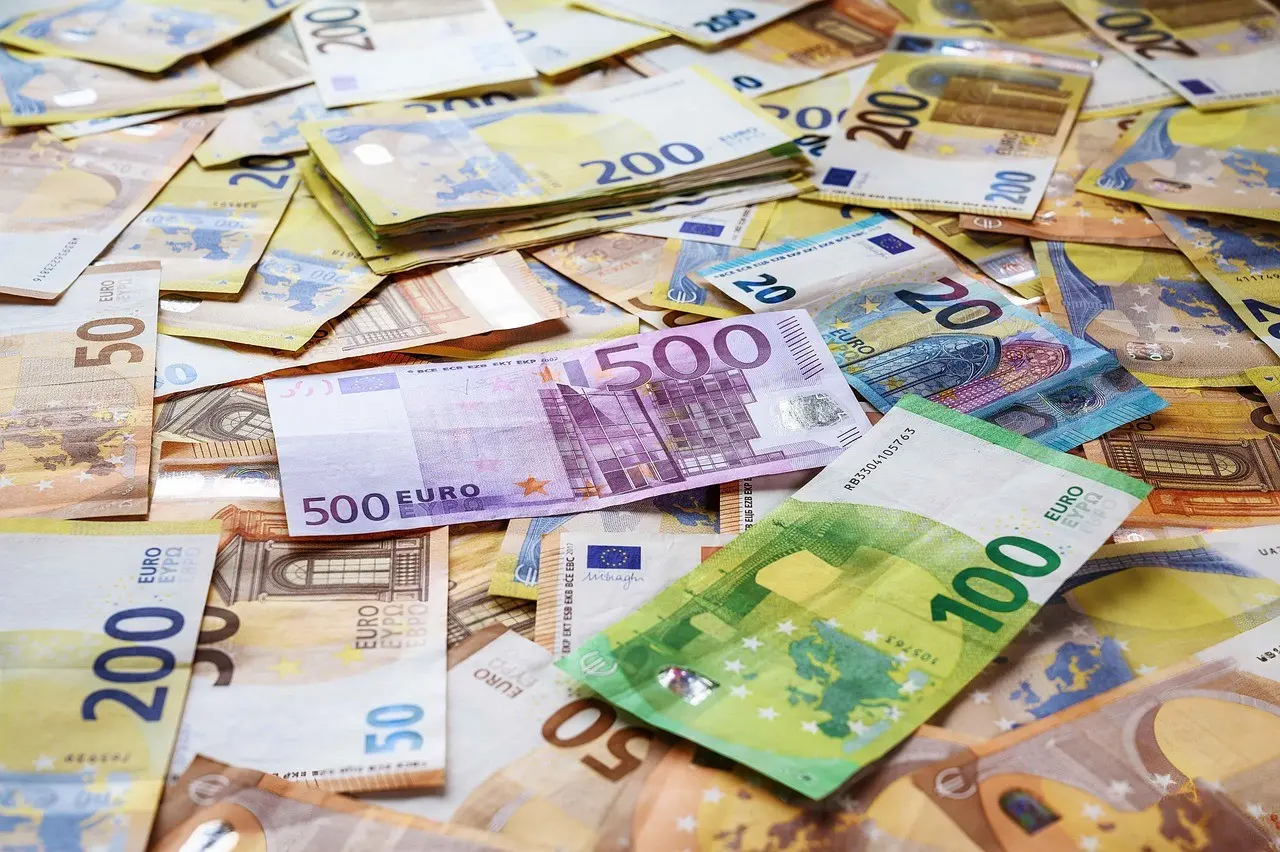 ЄС погодив виділення 6,6 млрд євро Україні з Європейського фонду миру