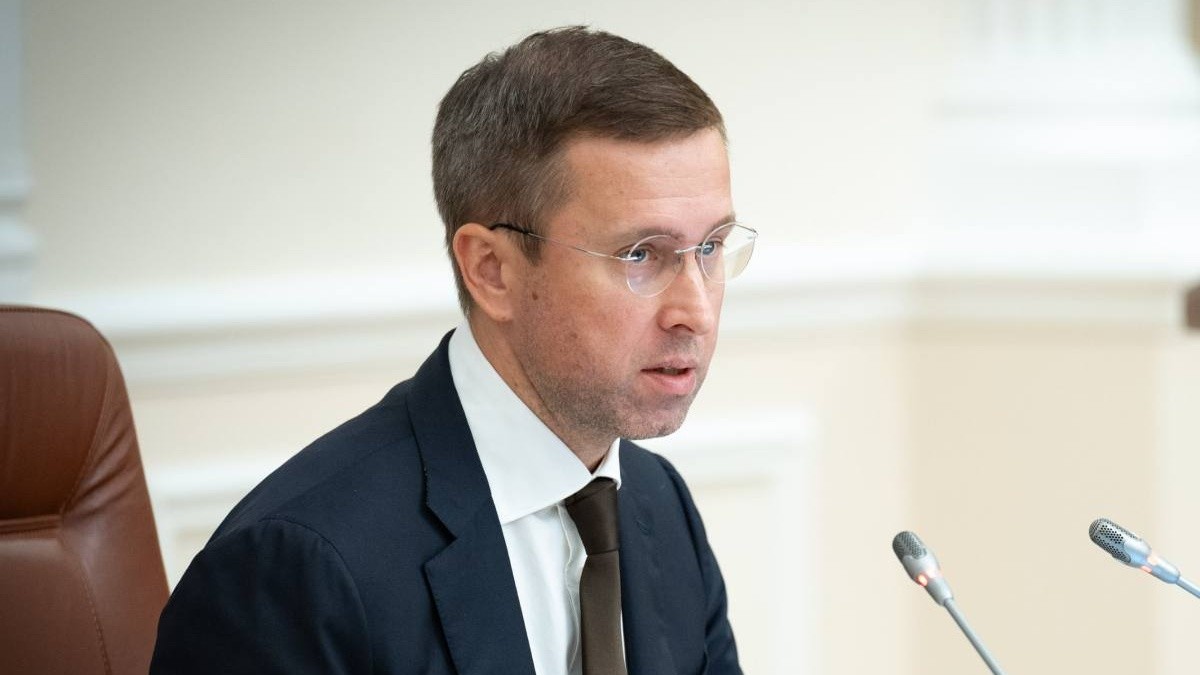 Уряд скоротить понад 4 тисячи вакантних посад у центральних органах влади