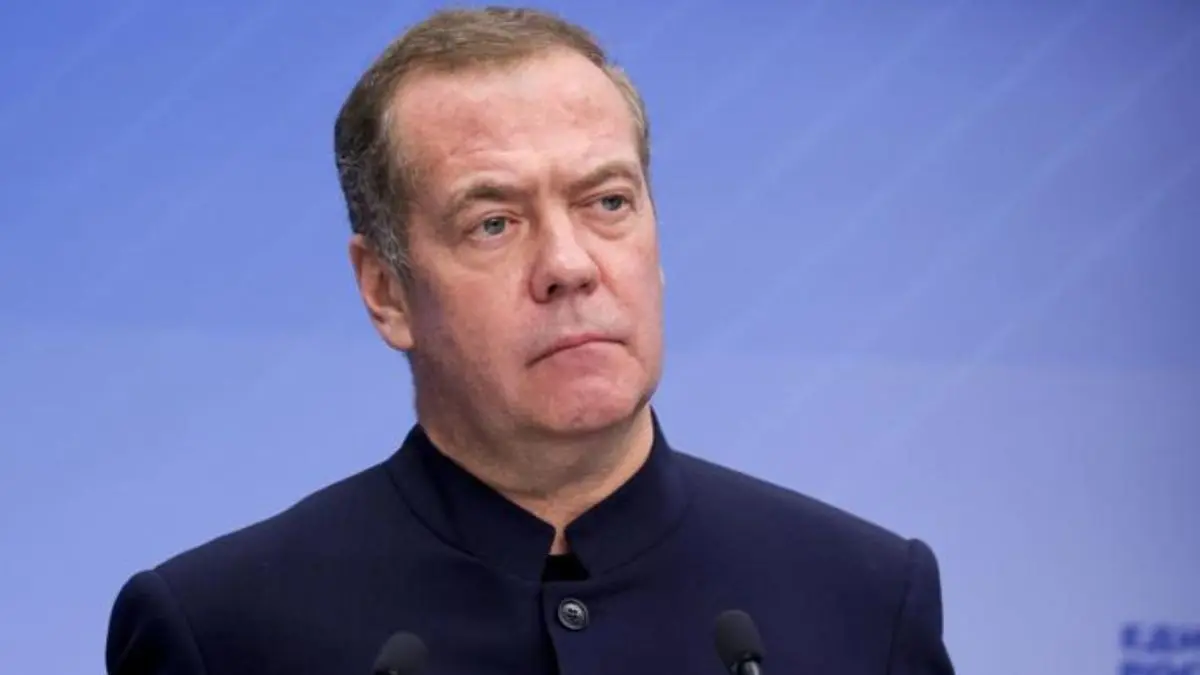 Медведєв закликав затримувати іноземців у Росії для обмінів
